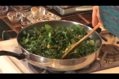 Food With Life - Tasty Greens For Joyful Joints in Ayurveda with Drs  Dube & Prajapati 3:2